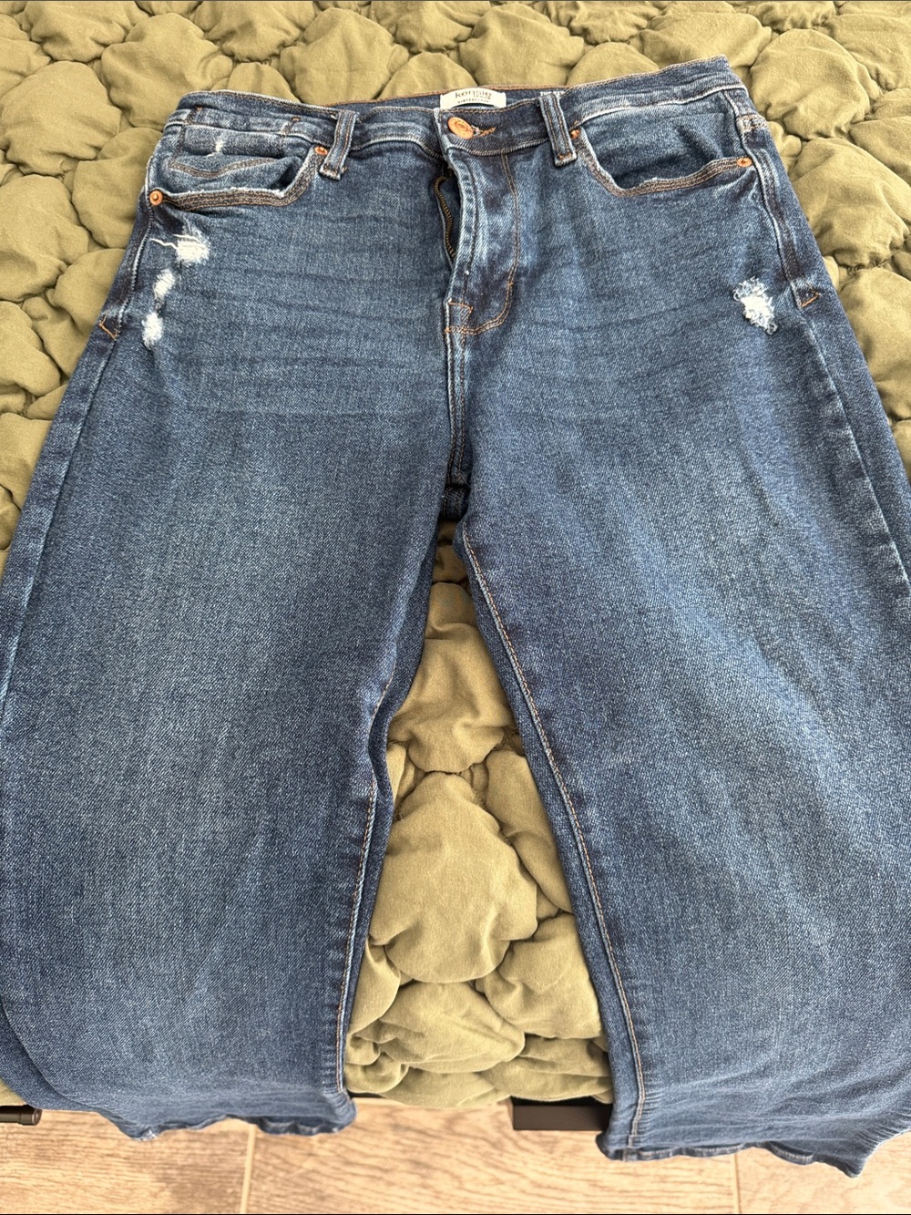 Kensie Distressed Blue Jeans